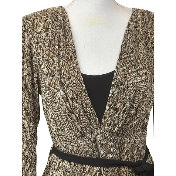 Connected Apparel dress, black/tan, NWT, classic, feminine, elegant, travel - Picture 4 of 9